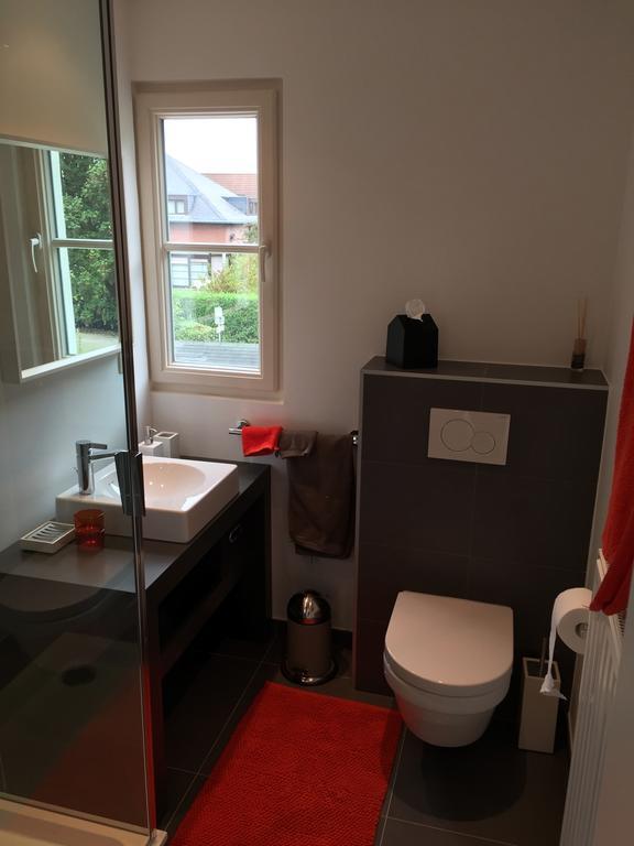 Hotel Le Chataignier Wezembeek-Oppem Exterior foto